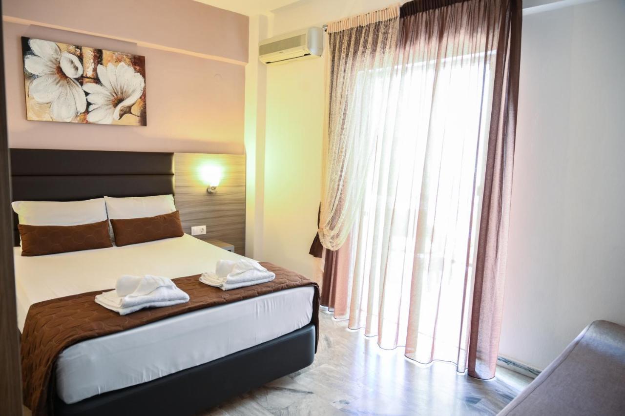 Hotel Kostas Olympiakí Aktí 외부 사진
