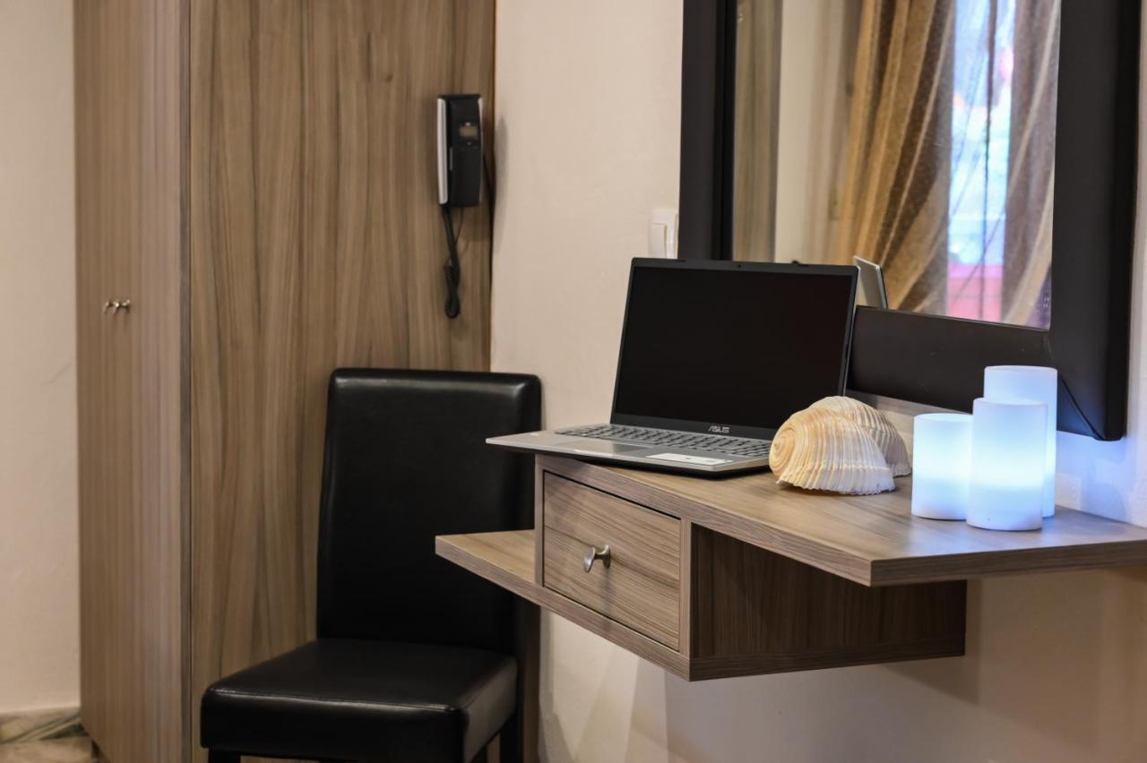 Hotel Kostas Olympiakí Aktí 외부 사진