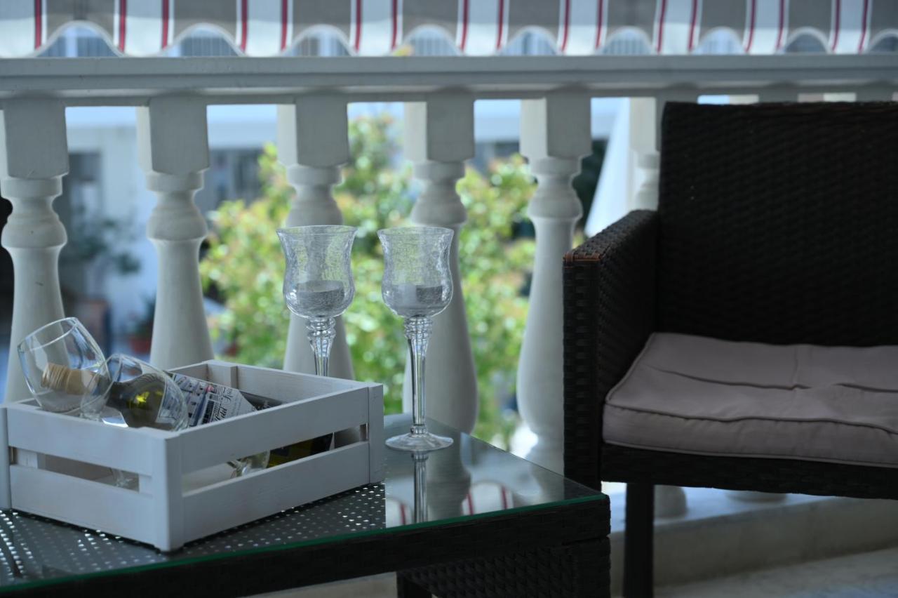 Hotel Kostas Olympiakí Aktí 외부 사진